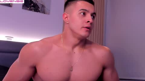 Mason Bennet online show from October 29, 10:13 pm