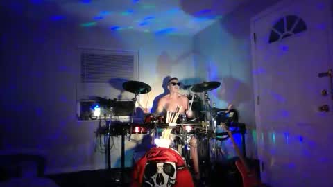 HappyZending online show from November 25, 4:14 am