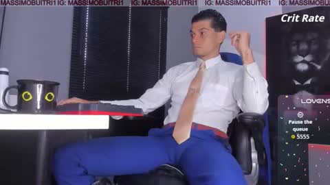 I am Massimo online show from November 12, 1:06 pm