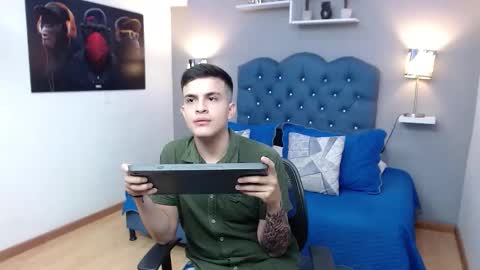  Massimo Greco online show from February 4, 8:04 pm