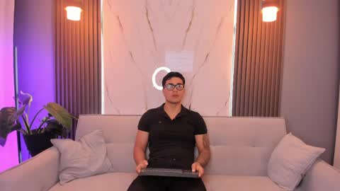 massimo_ross online show from April 16, 10:26 am