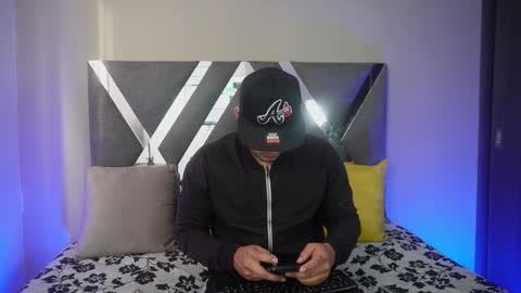 Snapshot of massimo_vidal chatting on September 29, 12:13 pm massimo_vidal online show from September 29, 12:13 pm