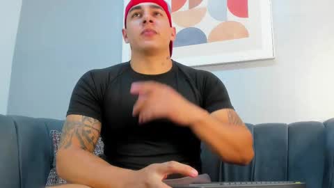 Snapshot of massimocontie_ chatting on September 12, 9:48 pm Massimo Contie online show from September 12, 9:48 pm