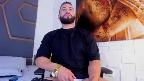 Massimo online show from November 3, 4:05 am