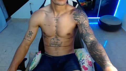 master_black777 online show from March 19, 2:59 am