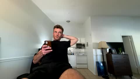 Snapshot of master_louie chatting on February 5, 10:55 pm muskyjockdick online show from February 5, 10:55 pm