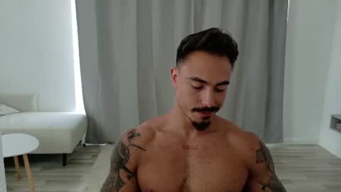master_lukass online show from June 18, 1:49 pm