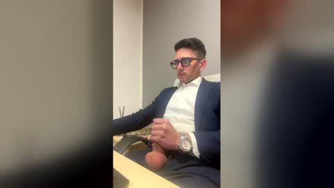 Master Boss online show from April 8, 11:42 am