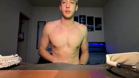 masterrobert134 online show from October 14, 6:42 am