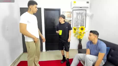 Team Cris Darwin- Fernando- Stiven- David online show from March 27, 11:22 am