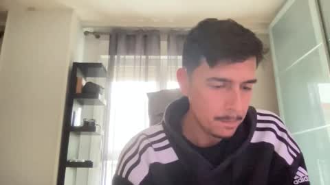 Aaron online show from October 29, 8:06 am