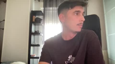 Snapshot of matahavi chatting on October 17, 2:21 pm Aaron online show from October 17, 2:21 pm