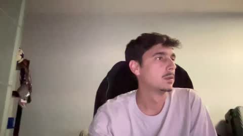 Snapshot of matahavi chatting on February 21, 5:31 pm Aaron online show from February 21, 5:31 pm