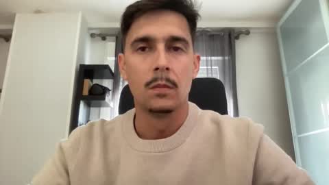 Snapshot of matahavi chatting on October 16, 2:03 pm Aaron online show from October 16, 2:03 pm