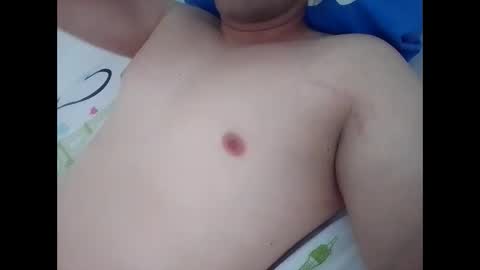 Snapshot of mateo2803 chatting on October 17, 4:11 pm mateo2803 online show from October 17, 4:11 pm