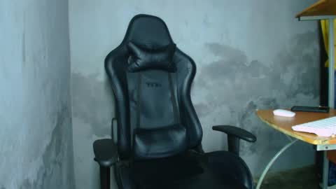 matteo online show from April 18, 3:08 am