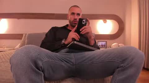 Mateo online show from June 30, 7:48 pm
