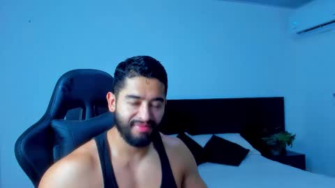 Mathew Flintt  online show from February 26, 11:17 pm