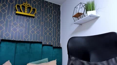 Mathews online show from December 17, 12:34 pm