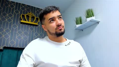 Mathews online show from November 21, 12:15 pm