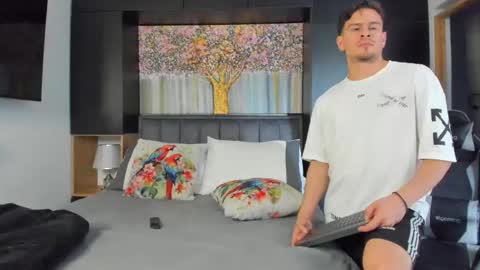 Mathias Dawson online show from December 13, 8:59 pm