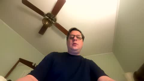 Snapshot of mattallen38117 chatting on March 10, 1:56 am mattallen38117 online show from March 10, 1:56 am