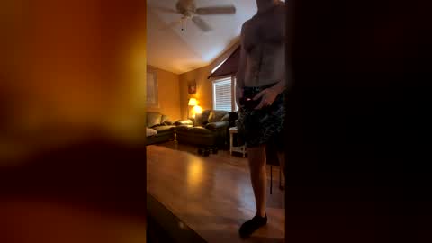 MH online show from December 19, 9:12 pm