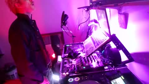 mattiedee369 online show from February 28, 9:30 am