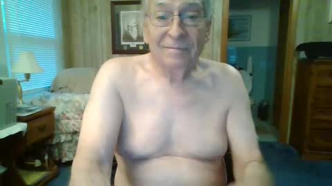 Snapshot of maturecouple1954 chatting on February 5, 12:38 pm SXECPL55 at G mail Dot Com online show from February 5, 12:38 pm