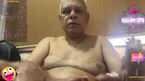 Snapshot of maturedman_44 chatting on September 17, 2:23 am DEV online show from September 17, 2:23 am