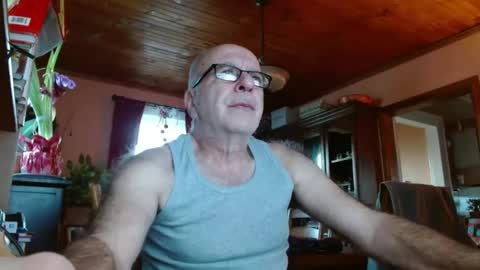 Maurice online show from January 17, 12:52 pm