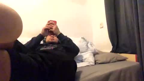 Snapshot of mauroo2025 chatting on March 8, 11:28 pm mauroo2025 online show from March 8, 11:28 pm