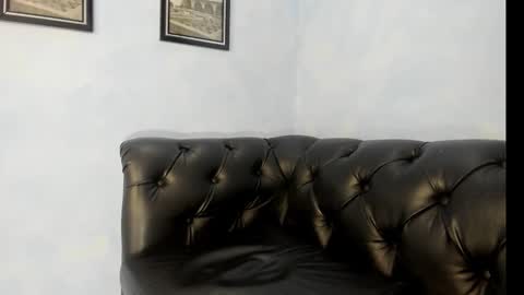 max_jowel online show from December 15, 1:57 am