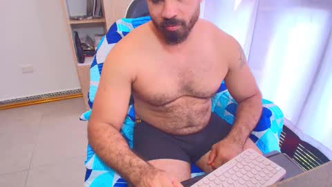 max_love25 online show from March 25, 9:52 pm