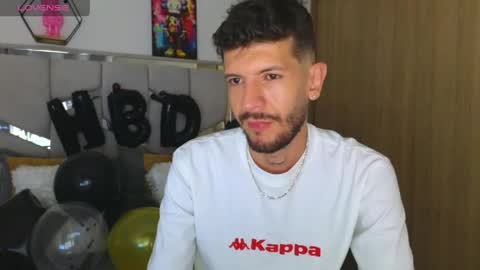 Max Taylor online show from April 24, 4:37 am