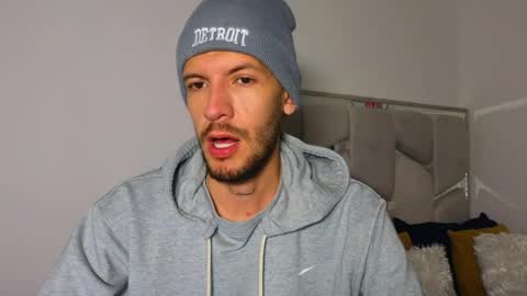 Max Taylor online show from April 7, 4:01 am