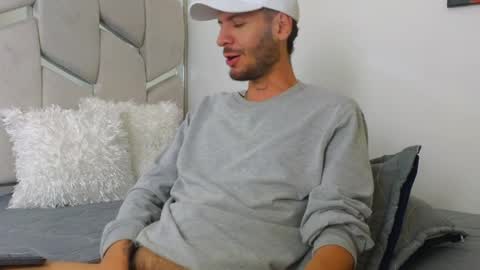 Max Taylor online show from April 14, 5:29 am