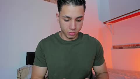 max online show from September 19, 3:29 am