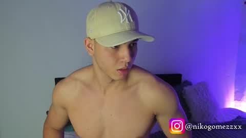 max online show from October 12, 8:52 am