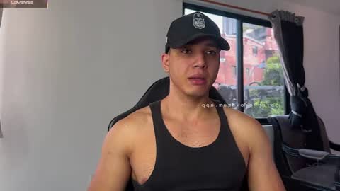 max_valiant1 online show from July 8, 12:53 pm