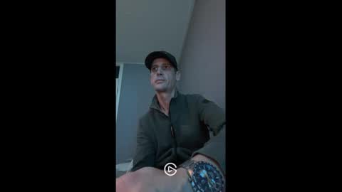 Max online show from January 16, 11:06 pm