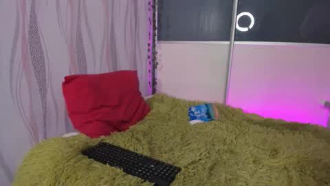 maxim burn online show from November 29, 6:32 pm