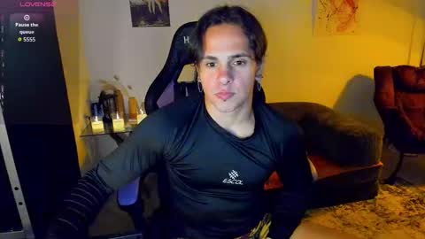 maximiliano_scoott_ online show from January 8, 2:06 am