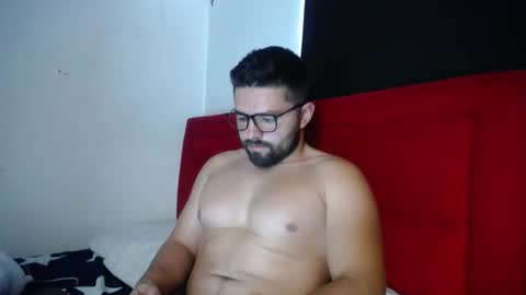 maximo_2000 online show from June 1, 6:41 pm