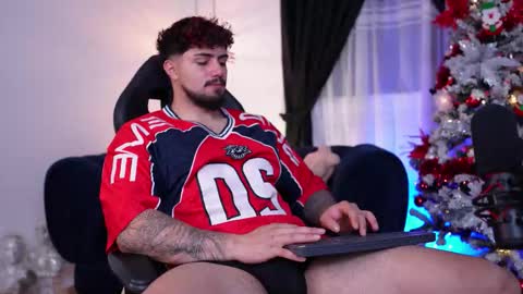 Maximo online show from December 21, 5:04 am