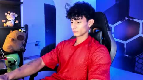 Maximo online show from July 9, 7:39 pm