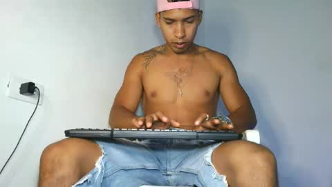 Maximo Aron Vega online show from March 24, 10:35 pm