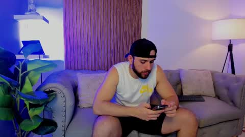 Maximo Wolf online show from July 7, 8:56 pm