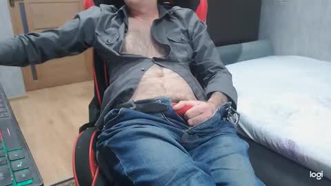 maximus3334 online show from November 19, 2:28 pm