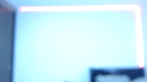 Independent Model online show from December 17, 3:25 am